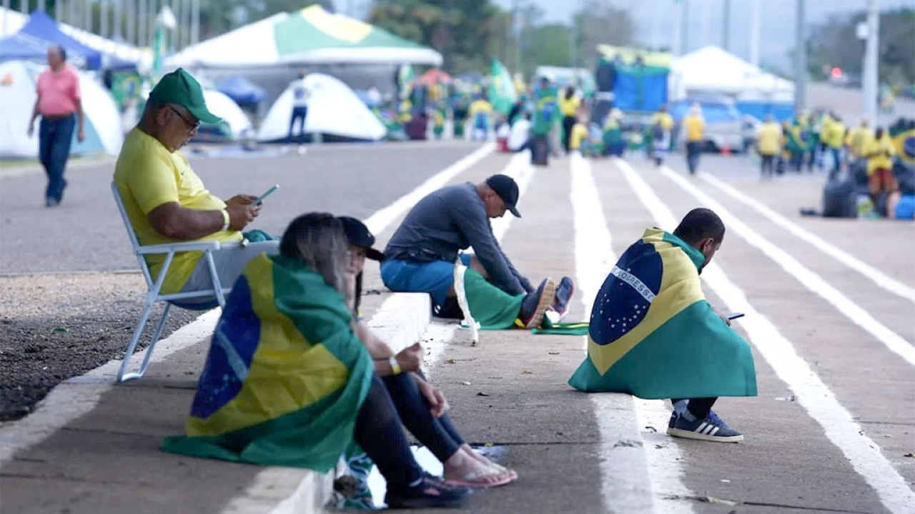 7 de Setembro: mais uma vez bolsonaristas exibem cartazes em