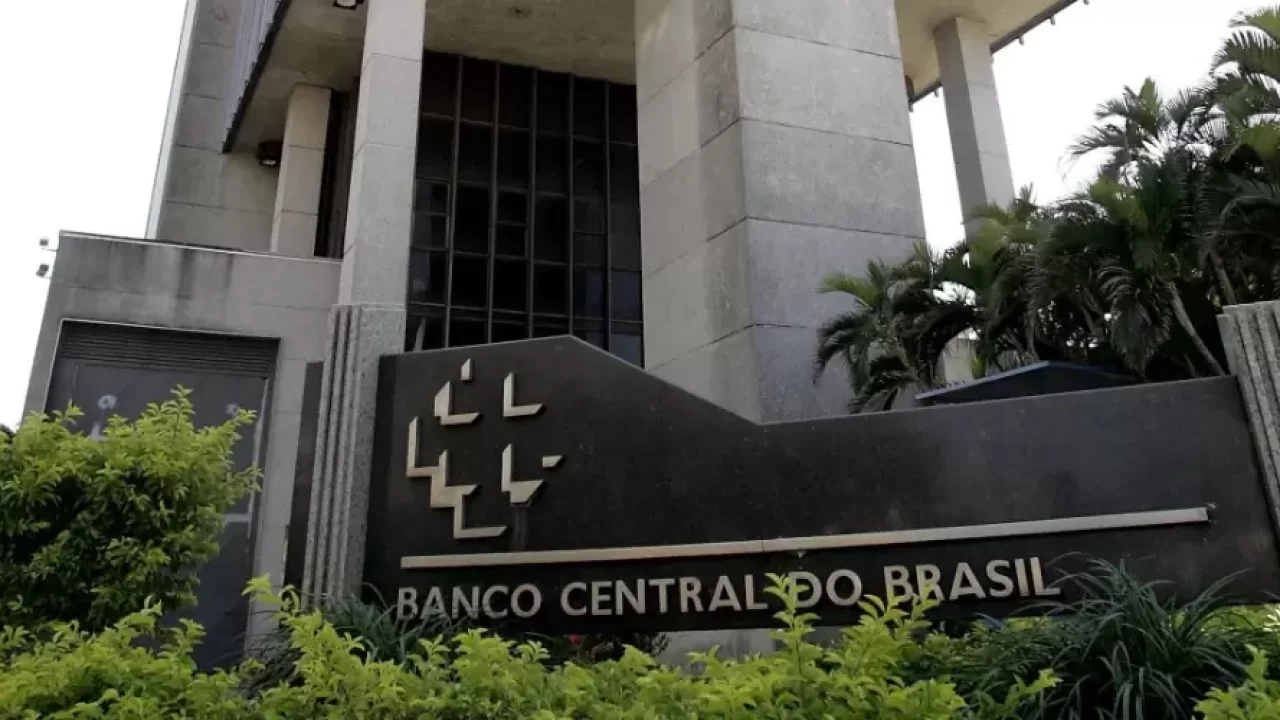 BC prepara terreno para possível alta dos juros, diz economista do ABC  Brasil